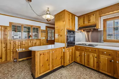 196 Sargeant St, Holyoke, MA 01040 - Photo 18