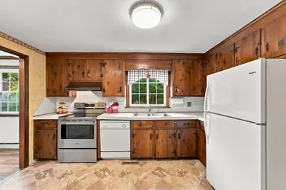 74 Havenhurst Rd, West Springfield, MA 01089 - Photo 16