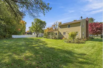 74 Havenhurst Rd, West Springfield, MA 01089 - Photo 6