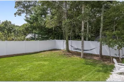25 Hampden Rd, Falmouth, MA 02536 - Photo 10