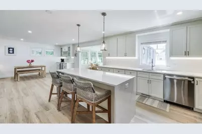 25 Hampden Rd, Falmouth, MA 02536 - Photo 22