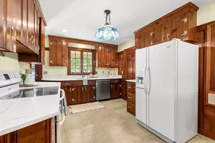 20 Rivercliff Rd, Lowell, MA 01852 - Photo 12