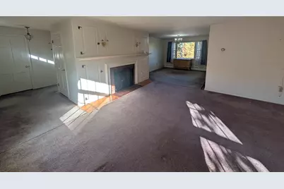 21 Vernon St, Oxford, MA 01540 - Photo 6