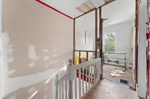 15 Nonquit St, Boston, MA 02125 - Photo 14