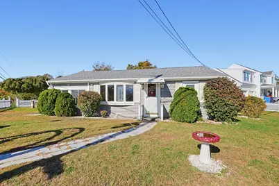 29 Janet St, Plymouth, MA 02360 - Photo 1