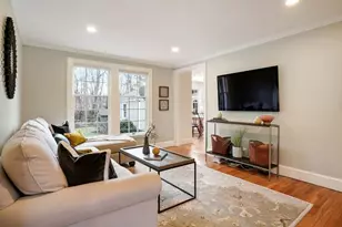 19 Vine Brook Rd, Lexington, MA 02421 - Photo 4