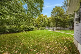 655 Gardners Neck Road, Swansea, MA 02777 - Photo 42