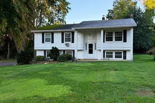 394 Bedford St, Lakeville, MA 02347 - Photo 1