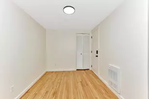 21 Park St, Haverhill, MA 01830 - Photo 8