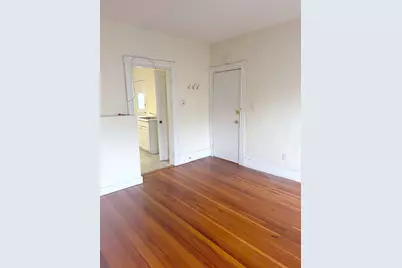 377A Cardinal Medeiros #6, Cambridge, MA 02141 - Photo 2