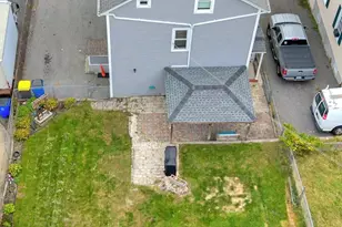 177 William St, Fall River, MA 02721 - Photo 2