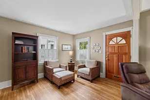 194 Clinton St, New Bedford, MA 02740 - Photo 8