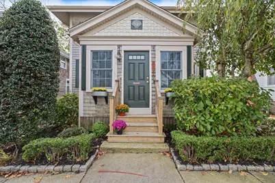 194 Clinton St, New Bedford, MA 02740 - Photo 2