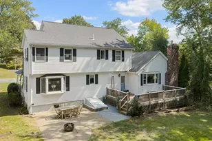 39 Hopewell St, Taunton, MA 02780 - Photo 4