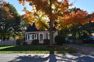 60 Sunnyside Rd, Norwood, MA 02062 - Photo 1
