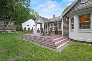 8 Elmwood Cir, Peabody, MA 01960 - Photo 38
