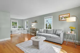 8 Elmwood Cir, Peabody, MA 01960 - Photo 6