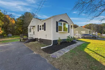 28 New Ludlow Rd, Granby, MA 01033 - Photo 2