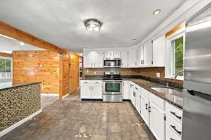 51 Queensland Rd, Billerica, MA 01862 - Photo 6