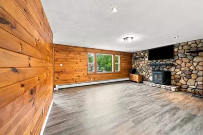 51 Queensland Rd, Billerica, MA 01862 - Photo 10