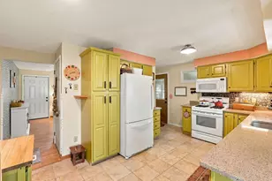 5 Maxine Cir, Easthampton, MA 01027 - Photo 10
