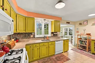 5 Maxine Cir, Easthampton, MA 01027 - Photo 8