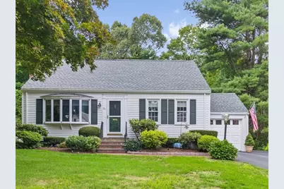 28 Carver Road, Wellesley, MA 02481 - Photo 2