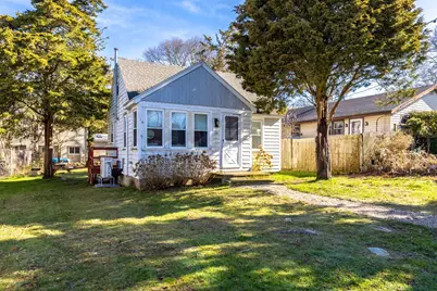12 Bluepoint Rd #1, Fairhaven, MA 02719 - Photo 1