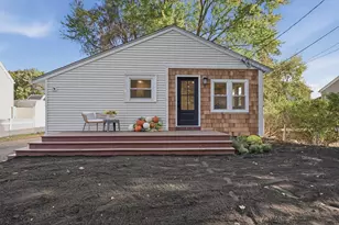 19 1/2 Lillian St, Woburn, MA 01801 - Photo 1