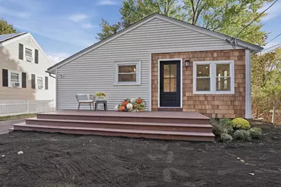 19 1/2 Lillian St, Woburn, MA 01801 - Photo 24