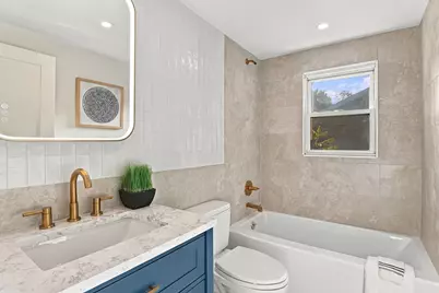 19 1/2 Lillian St, Woburn, MA 01801 - Photo 16