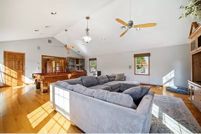 37 Upland Rd, Holyoke, MA 01040 - Photo 24