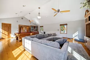 37 Upland Rd, Holyoke, MA 01040 - Photo 24