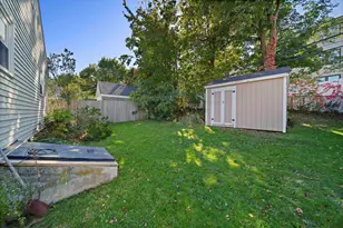 28 Auriga St, Boston, MA 02122 - Photo 20