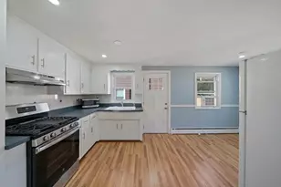 28 Auriga St, Boston, MA 02122 - Photo 8