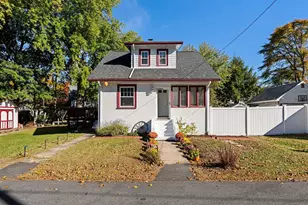 23 Fairview Ave, Randolph, MA 02368 - Photo 1