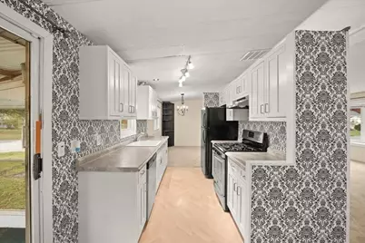 59 Bally Dr, Raynham, MA 02767 - Photo 10