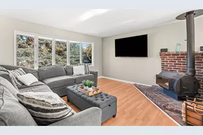 10 Garden Brook Rd, Billerica, MA 01821 - Photo 4