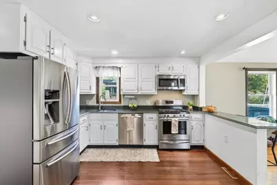 78 Jackson Ave, Dracut, MA 01826 - Photo 14