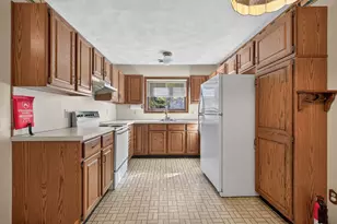 401 Colonial Dr, Ipswich, MA 01938 - Photo 1