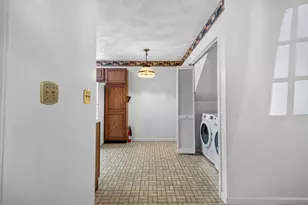 401 Colonial Dr, Ipswich, MA 01938 - Photo 6
