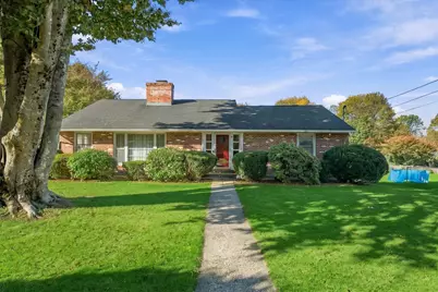 10 Davenport St, Worcester, MA 01610 - Photo 2