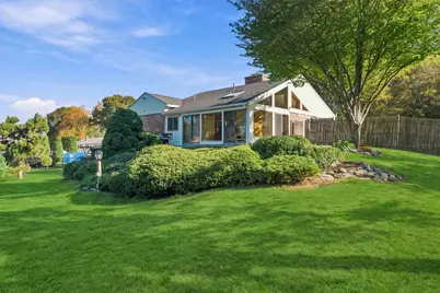 10 Davenport St, Worcester, MA 01610 - Photo 4