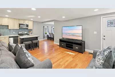 24 Lummus Ct, Lynn, MA 01904 - Photo 2