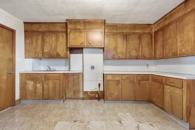 94 Chelsea St, Boston, MA 02128 - Photo 34