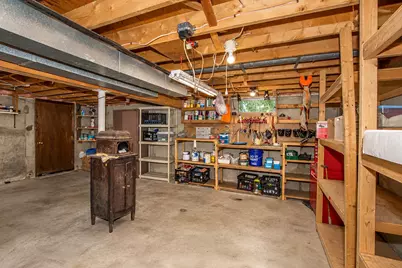 70 Strawberry Hill Rd, Agawam, MA 01030 - Photo 28