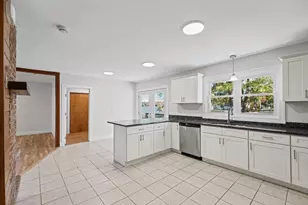 217J Tickle Rd, Westport, MA 02790 - Photo 18