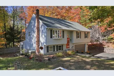 7 Navajo St, Hubbardston, MA 01452 - Photo 2