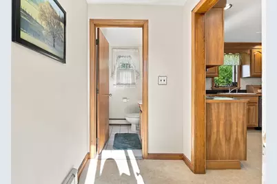 6 Exeter Dr, Woburn, MA 01801 - Photo 2