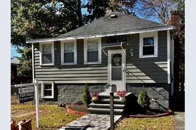 12 Hobson Ave, Wilmington, MA 01887 - Photo 2
